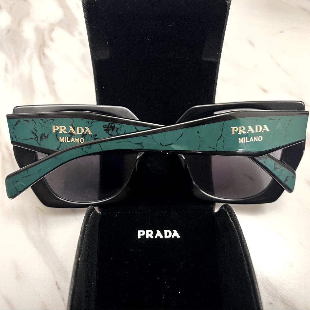 Authentic Prada polarized sunglasses green and black